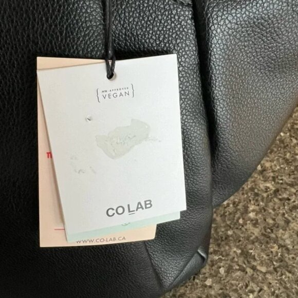 Colab Cruise Port Black Shoulder Bag Crossbody NWT - Picture 7 of 14